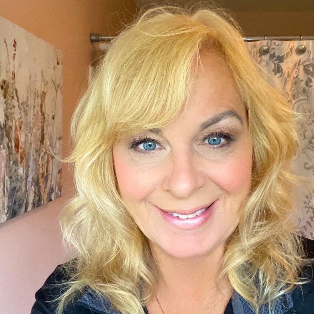 Meet your Posher, Sandra